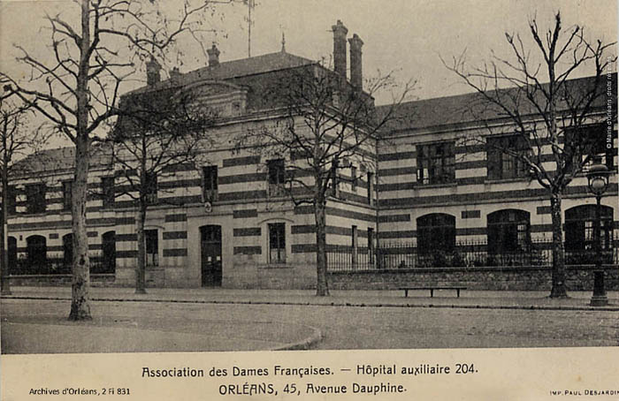 Orléans - Avenue Dauphine - Ecole publique, 1914-1918 carte_postale