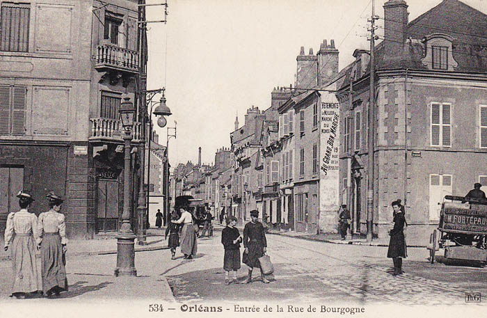 Orléans - Rue de Bourgogne - Angle boulevard Saint-Euverte	, 1907 carte_postale