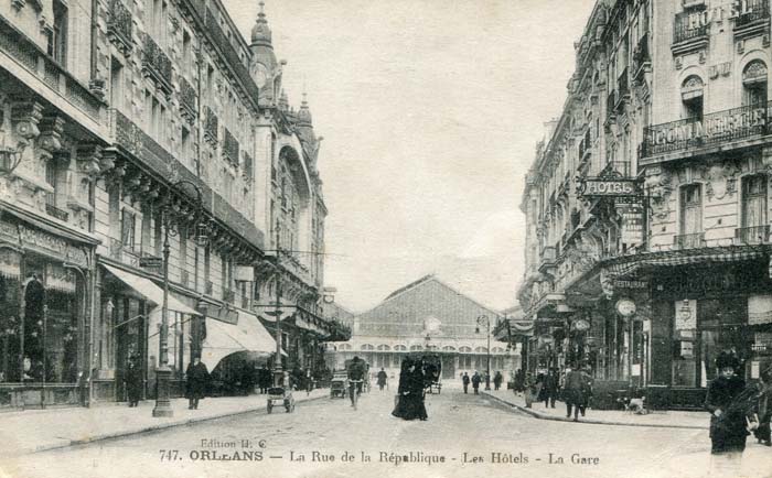 Orléans - Rue de la République - Perspective sur la gare, 1918 carte_postale