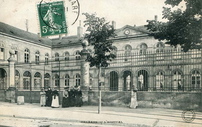 Orléans - Rue Porte-Madeleine - L'Hôpital, 1909 carte_postale